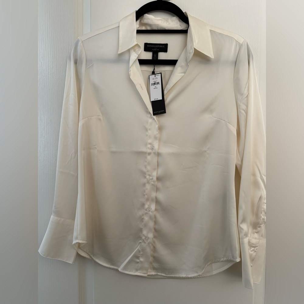 Banana Republic Satin Classic Shirt - XS Petite
